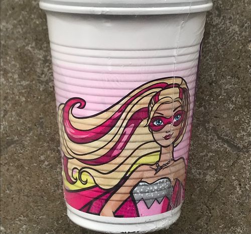 8 plastic cup Barbie 200ml